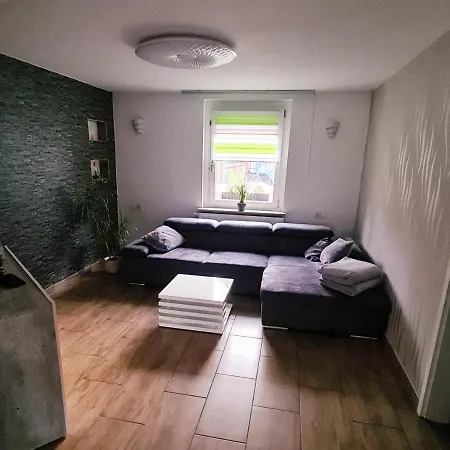 Apartment Gaeste- Und Geschaeftswohnung *